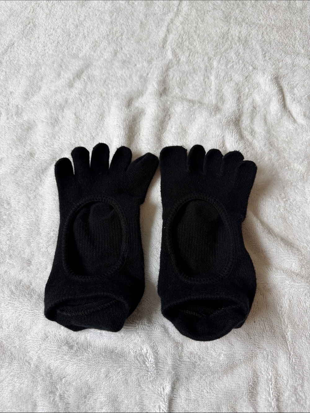 toesox Black Five-Toe Grip Socks